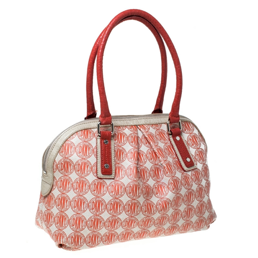 DKNY crossover handbag - Picture 2 of 8